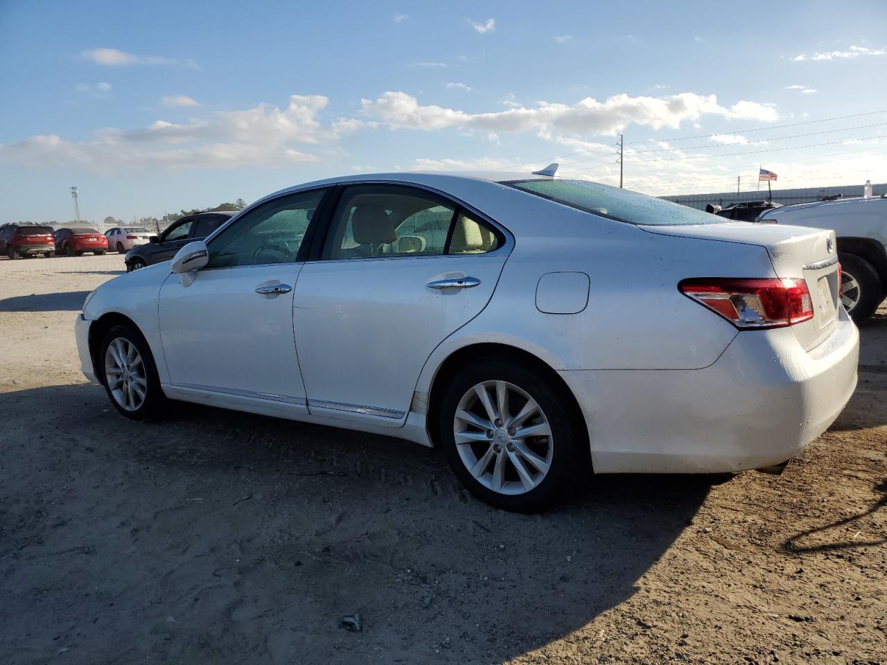 Lot #2921395855 2011 LEXUS ES 350