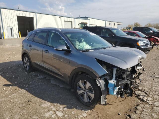 VIN KNDCE3LC3J5160917 2018 KIA NIRO no.4