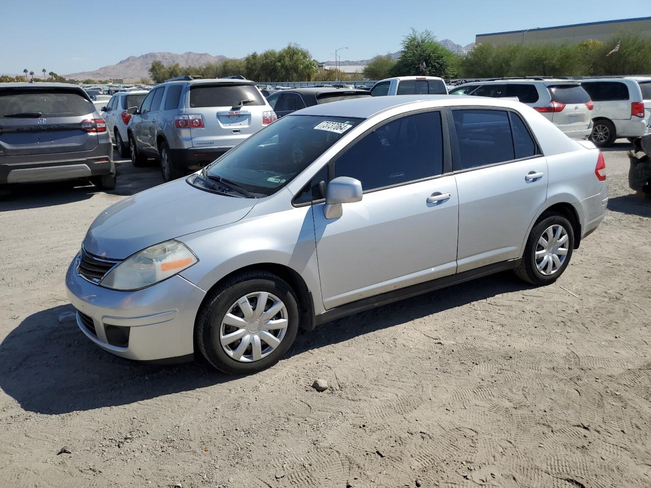 NISSAN VERSA S