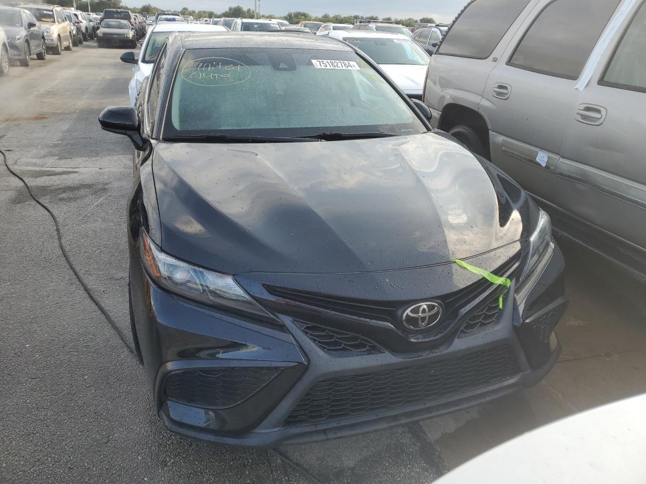 Lot #3033244820 2021 TOYOTA CAMRY SE