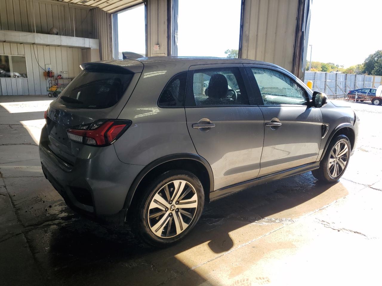 Lot #2965521925 2023 MITSUBISHI OUTLANDER