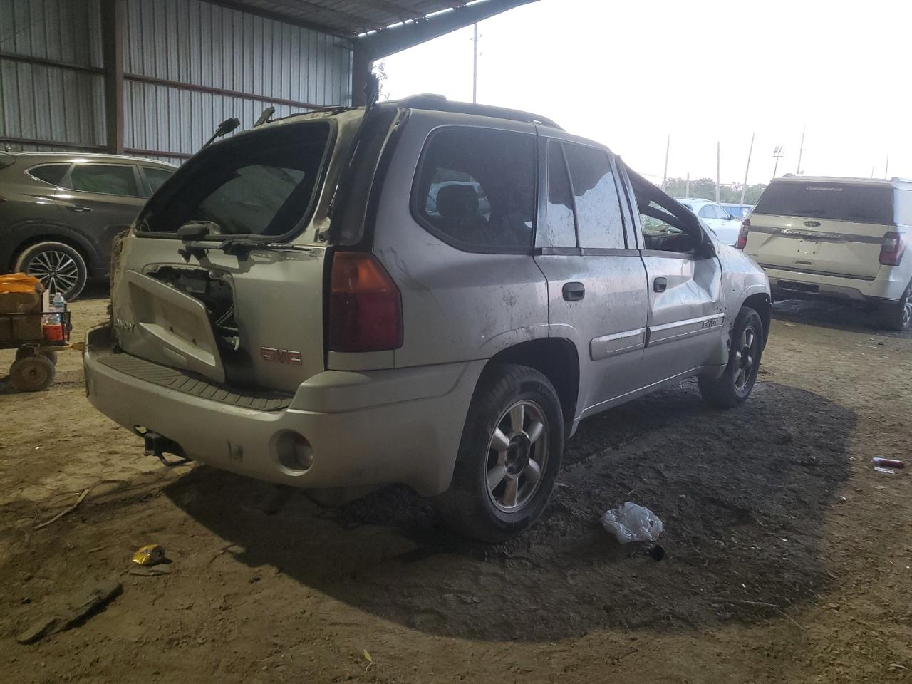 Lot #2962635885 2004 GMC ENVOY