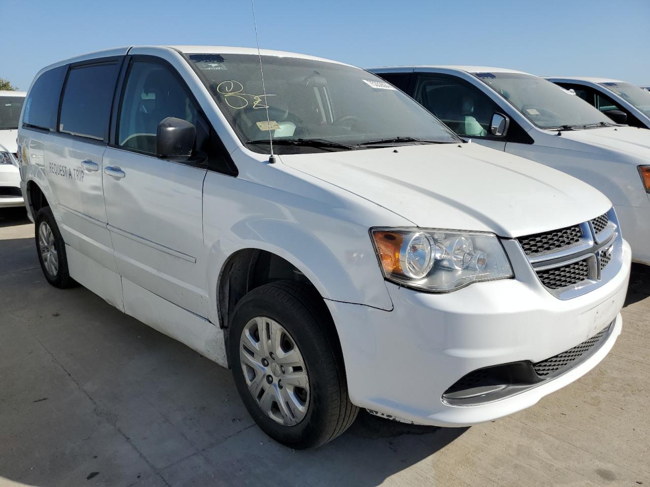 Lot #2925443435 2017 DODGE GRAND CARA