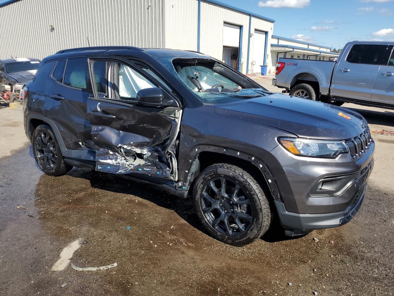 Lot #2979466597 2022 JEEP COMPASS LA