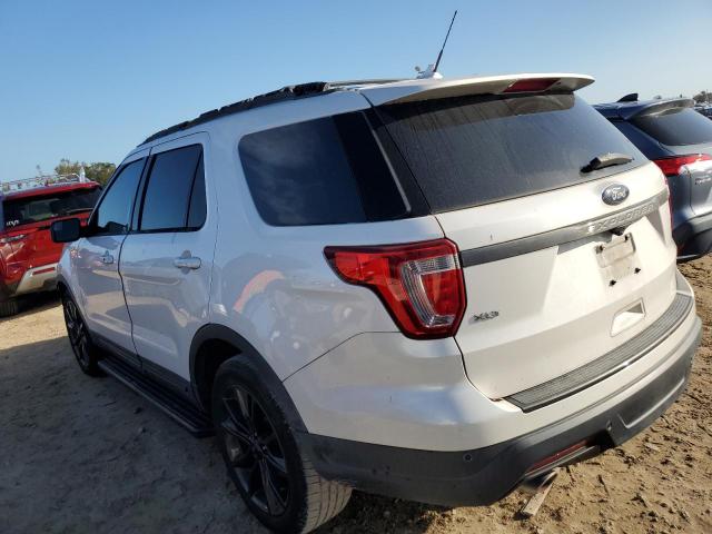 VIN 1FM5K7D81JGA52105 2018 FORD EXPLORER no.2