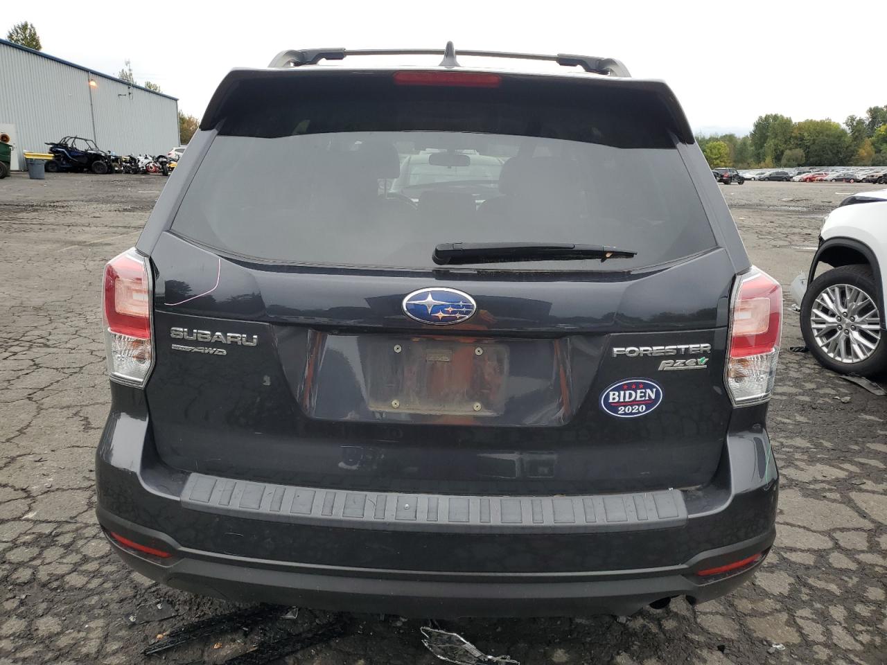 Lot #2989333563 2017 SUBARU FORESTER 2