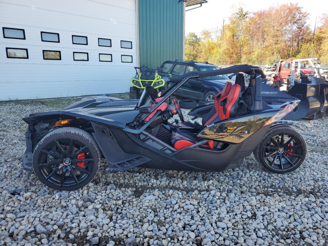 Lot #3009209330 2016 POLARIS SLINGSHOT