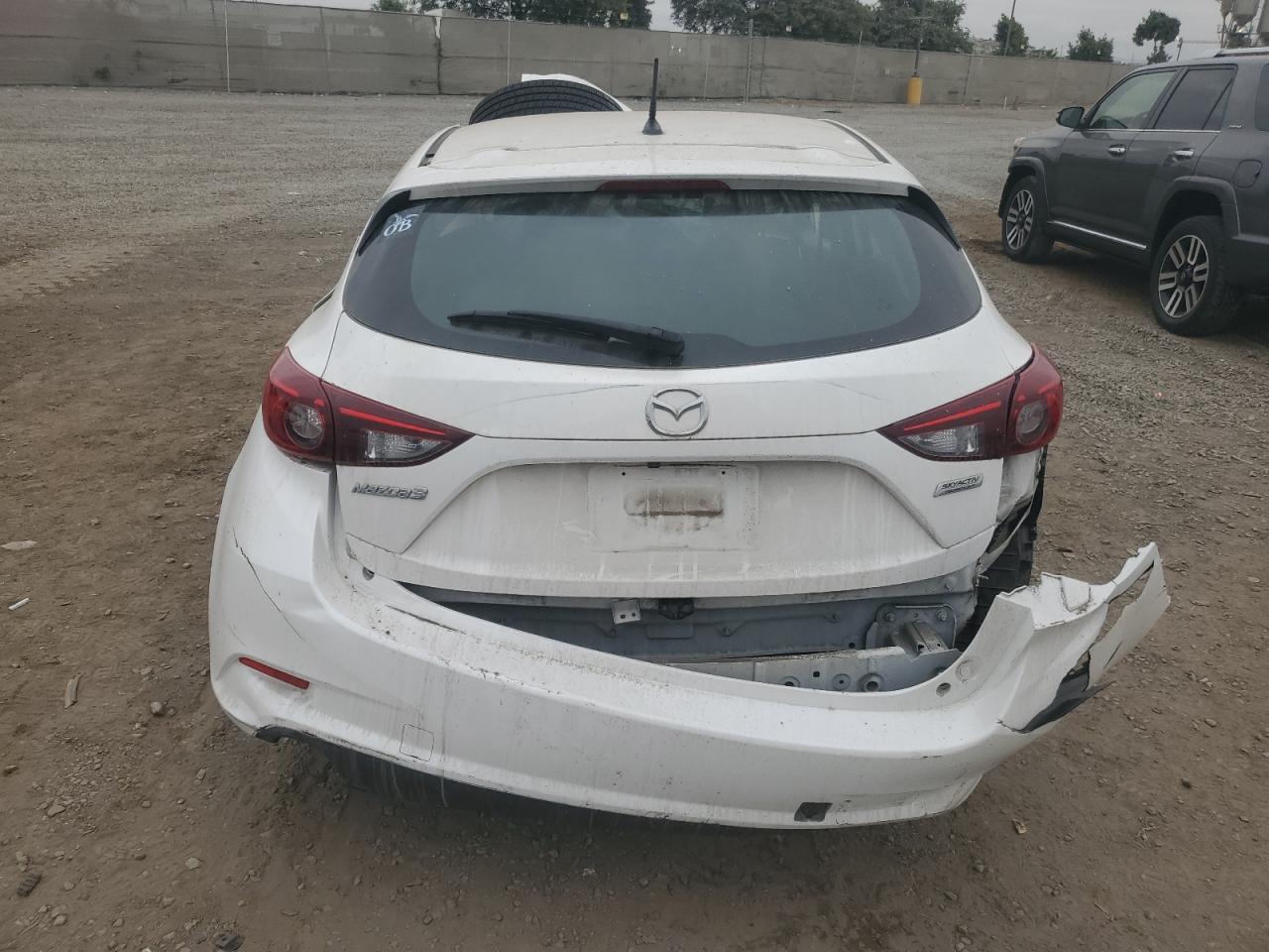 Lot #2953055650 2017 MAZDA 3 SPORT