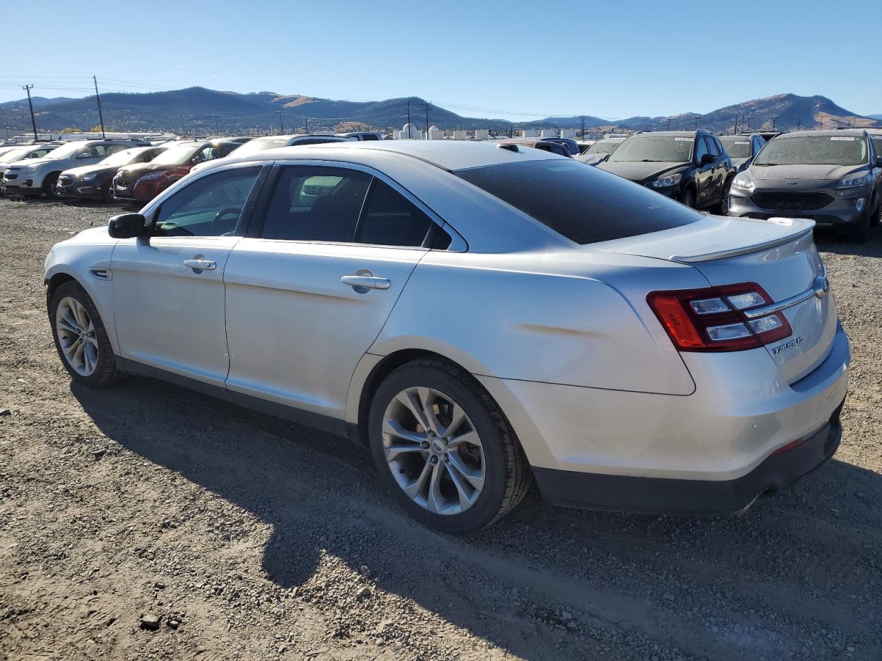 Lot #2936343774 2013 FORD TAURUS SEL