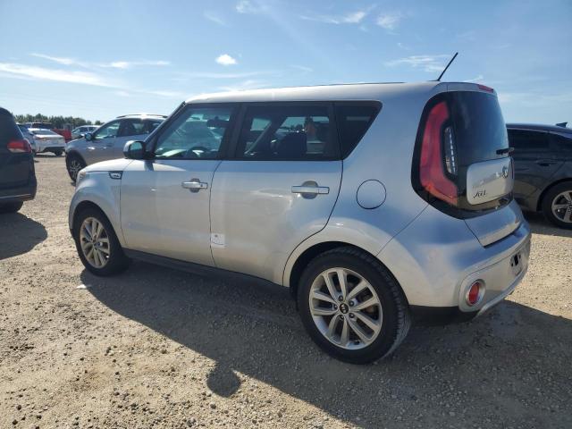 VIN KNDJP3A5XJ7562864 2018 KIA Soul, + no.2