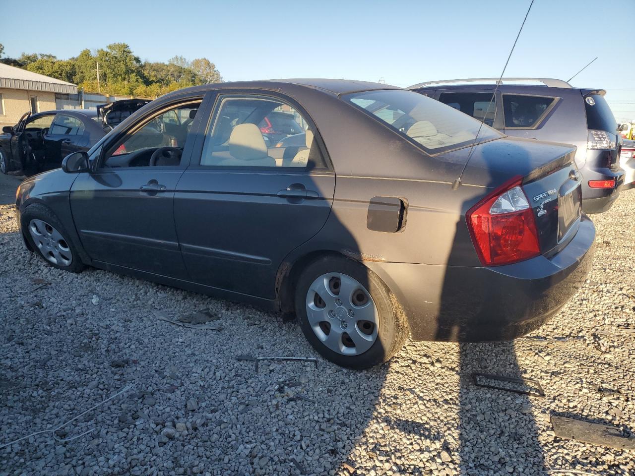 KIA SPECTRA LX 2006 brown  gas KNAFE121165349278 photo #3