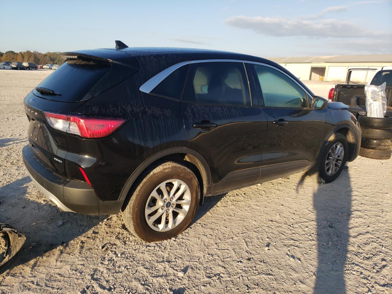 Lot #2935159267 2022 FORD ESCAPE SE