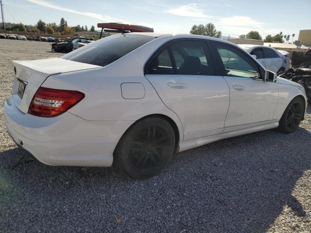 VIN WDDGF4HBXEA930845 2014 MERCEDES-BENZ C-CLASS no.3