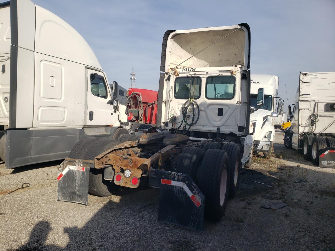 Lot #2970061525 2014 FREIGHTLINER CASCADIA 1