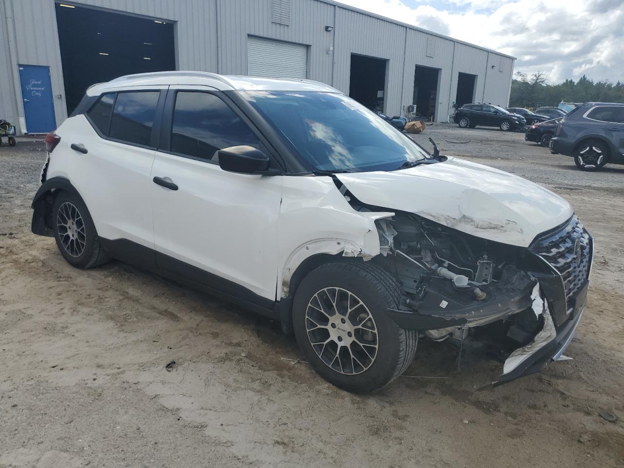 Lot #2974826175 2021 NISSAN KICKS S