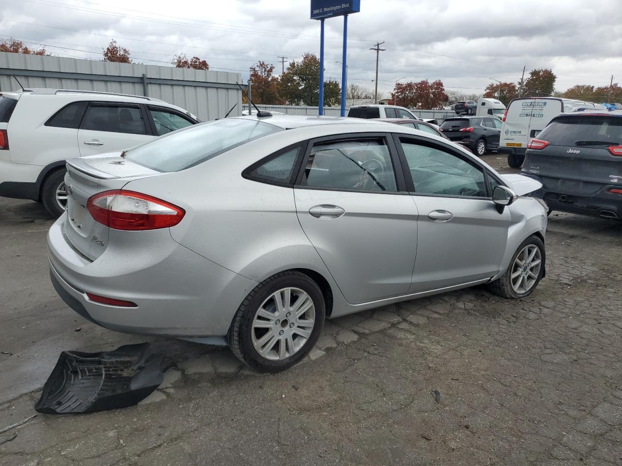 Lot #2955398752 2015 FORD FIESTA SE