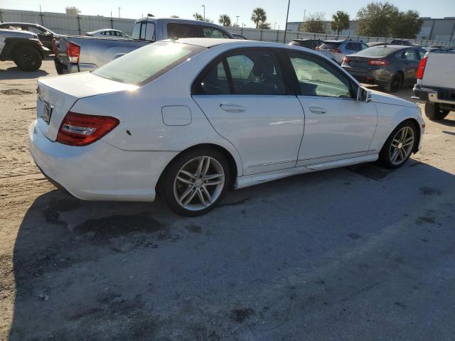 VIN WDDGF4HB4DA773036 2013 Mercedes-Benz C-Class, 250 no.3