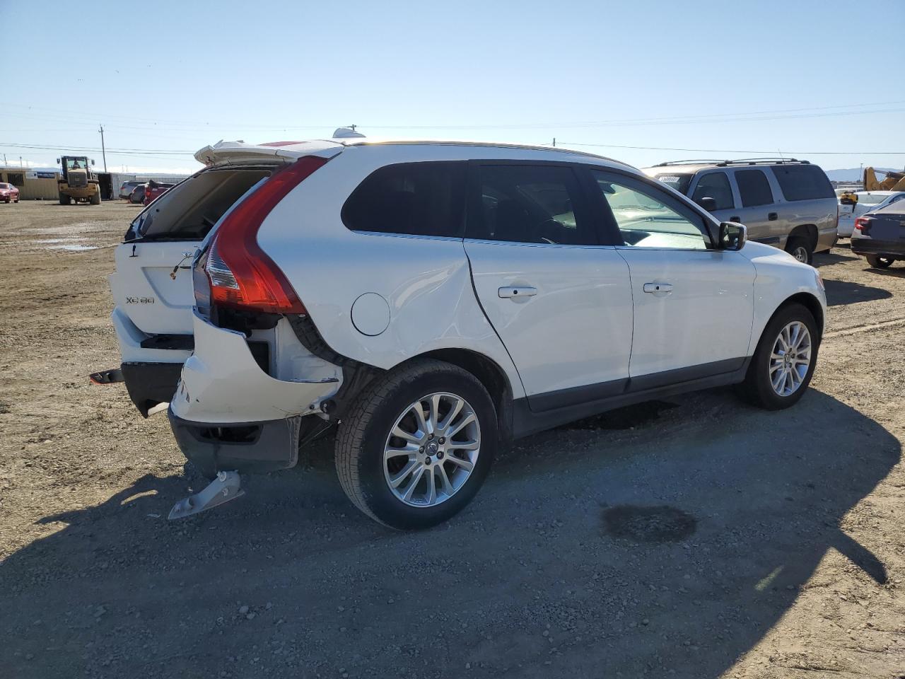 Lot #2936047150 2010 VOLVO XC60 T6