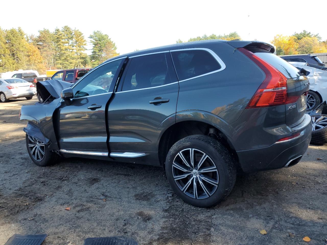 Lot #2976784794 2020 VOLVO XC60 T6 IN