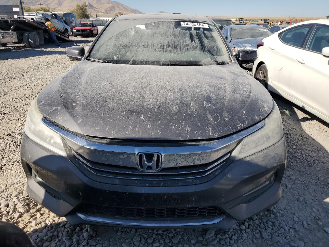 Lot #3033590197 2017 HONDA ACCORD TOU