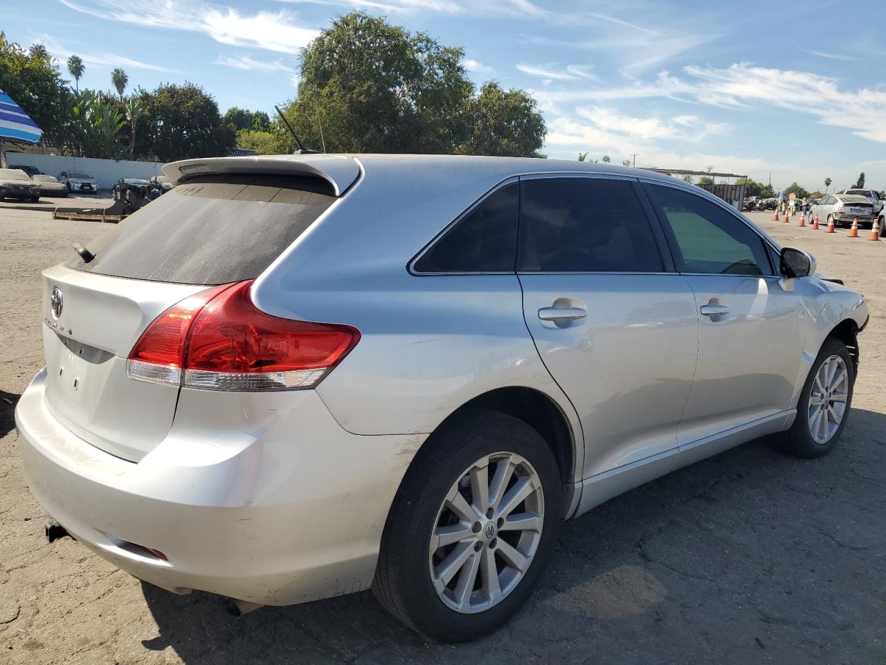 TOYOTA VENZA 2010 silver  gas 4T3ZA3BB7AU024569 photo #4