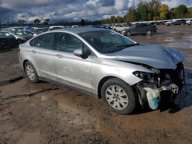 VIN 3FA6P0G77DR335745 2013 Ford Fusion, S no.4