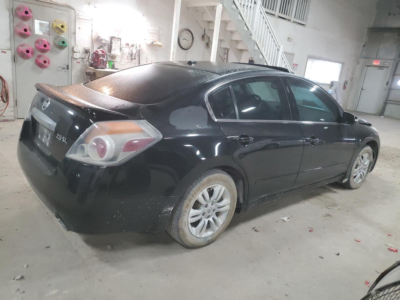 NISSAN ALTIMA BASE