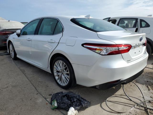 VIN 4T1B21HK5KU515369 2019 Toyota Camry, Hybrid no.2