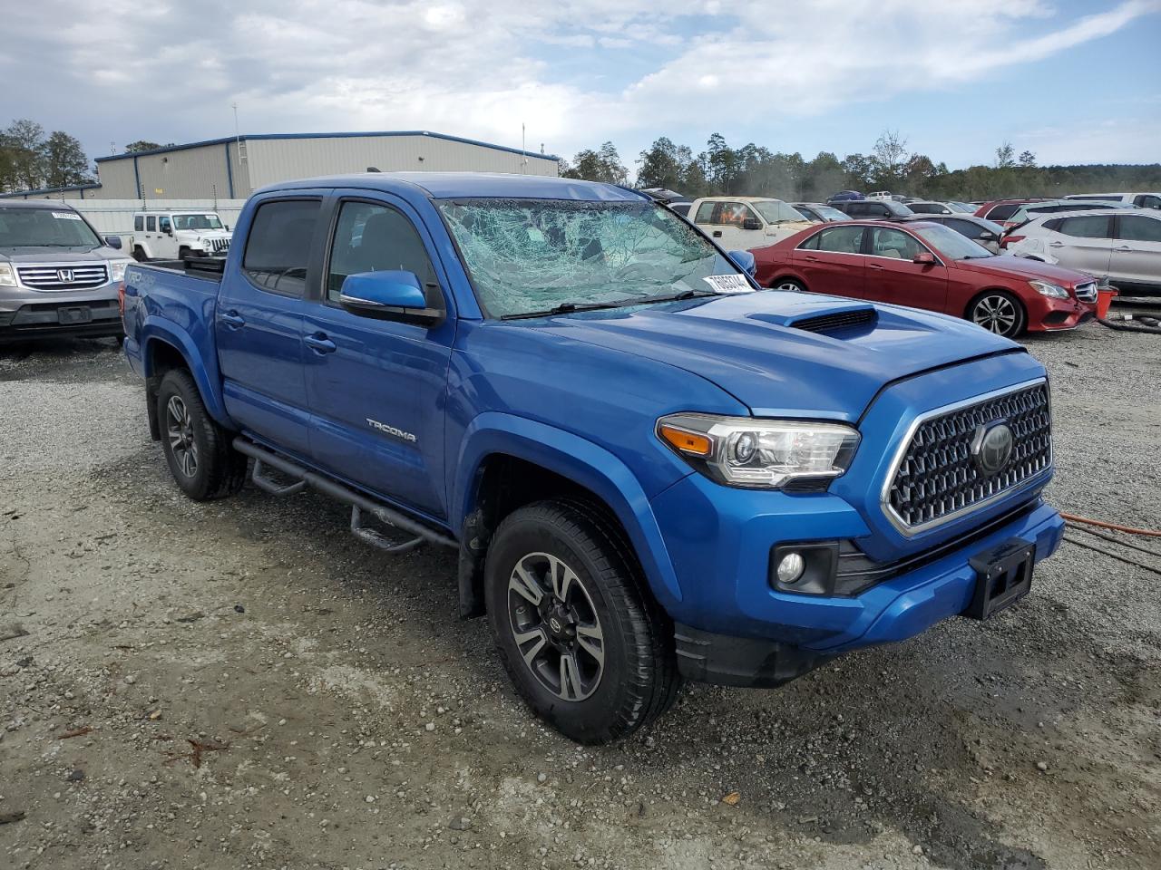 Lot #2912303028 2018 TOYOTA TACOMA DOU