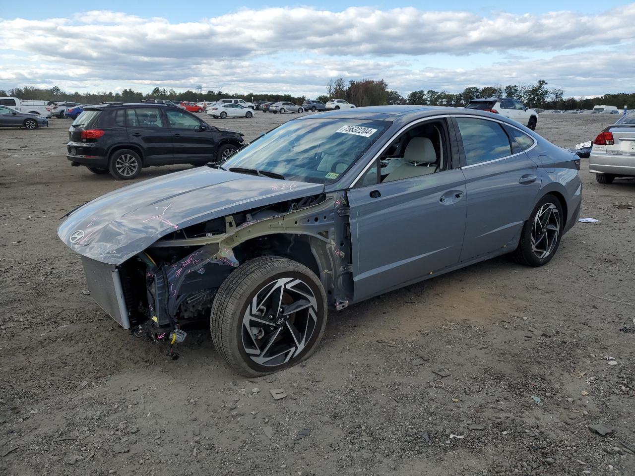  Salvage Hyundai SONATA