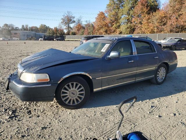 2005 LINCOLN TOWN CAR S #2974716118