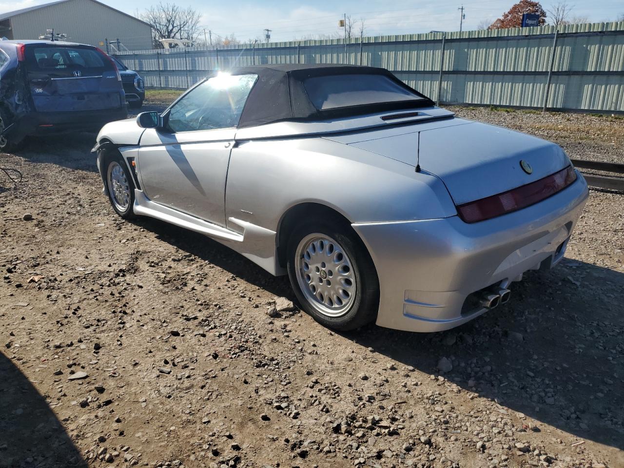 Lot #2979113046 1996 ALFA ROMEO SPYDER