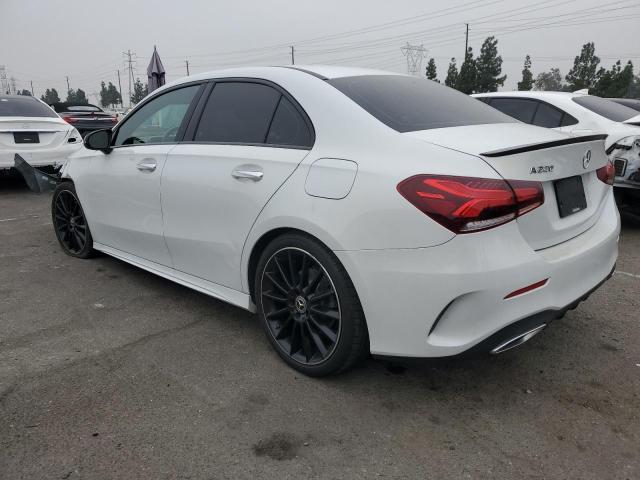 VIN WDD3G4EB5KW022995 2019 MERCEDES-BENZ A-CLASS no.2