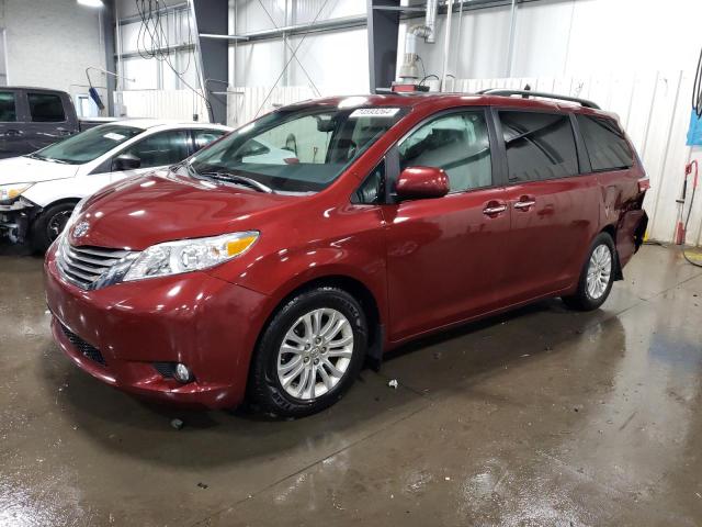 2016 TOYOTA SIENNA XLE - 5TDYK3DC0GS726273