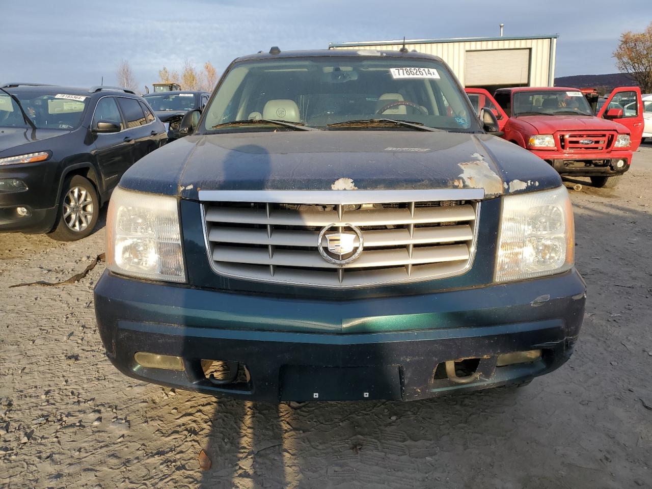 Lot #3033109990 2005 CADILLAC ESCALADE E