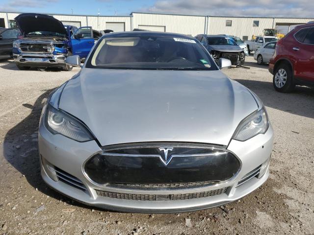 2015 TESLA MODEL S 85 5YJSA1H2XFFP73196