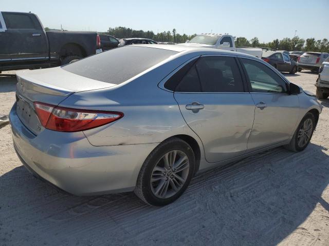 VIN 4T1BF1FK5FU048970 2015 Toyota Camry, LE no.3