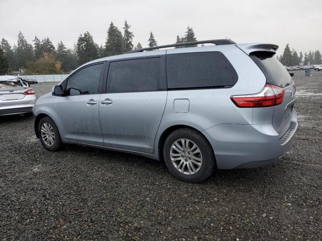 VIN 5TDYK3DC8FS677208 2015 Toyota Sienna, Xle no.2