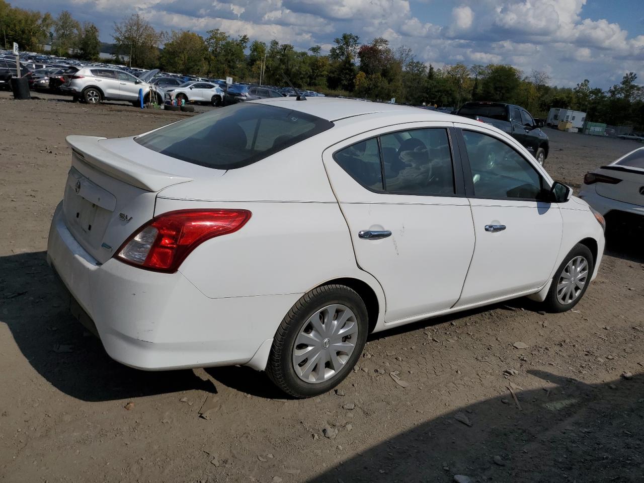 Lot #2935278336 2016 NISSAN VERSA S