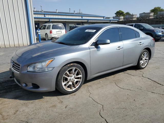 NISSAN MAXIMA S