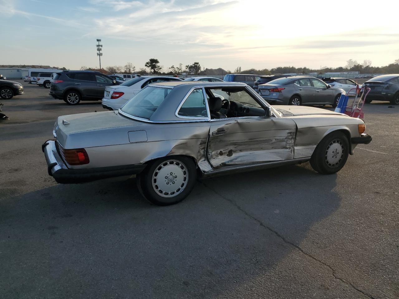 Lot #2955031859 1987 MERCEDES-BENZ 560 SL