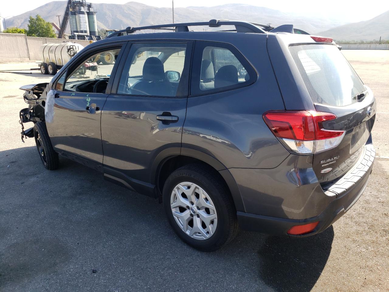 Lot #2989167721 2020 SUBARU FORESTER