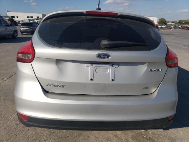 VIN 1FADP3K2XJL279296 2018 FORD FOCUS no.6