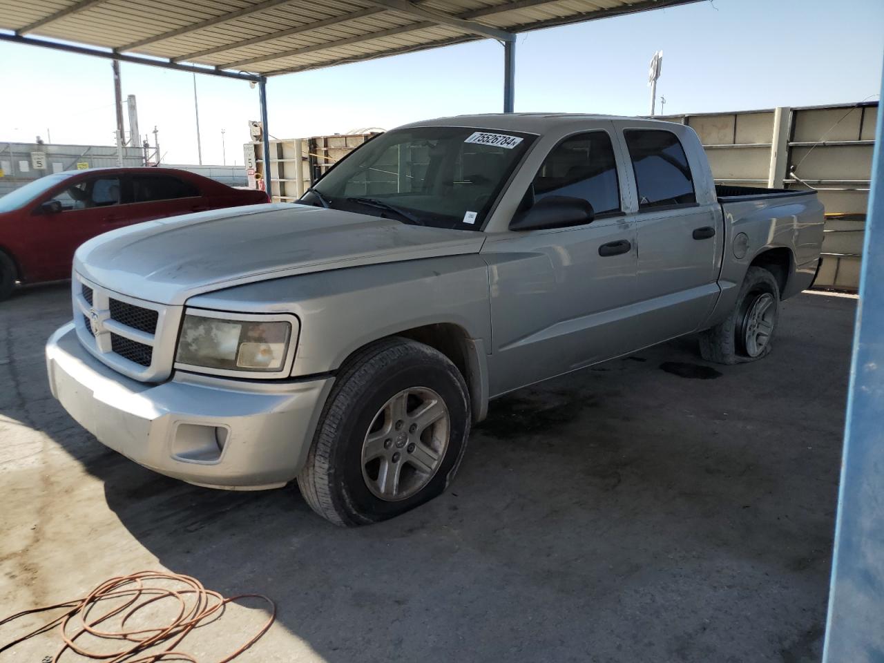DODGE DAKOTA SLT