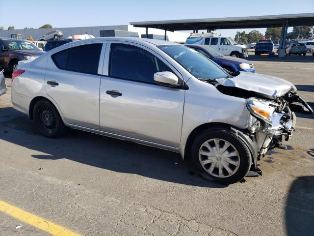 VIN 3N1CN7AP7GL840618 2016 Nissan Versa, S no.4