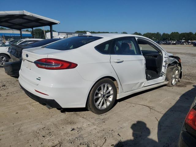 VIN 3FA6P0HD5KR250579 2019 Ford Fusion, SE no.3