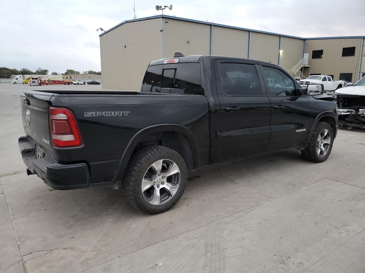 Lot #3024710610 2020 RAM 1500 LARAM