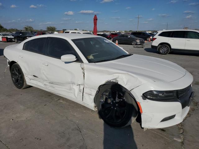 VIN 2C3CDXHGXFH901803 2015 Dodge Charger, Sxt no.4