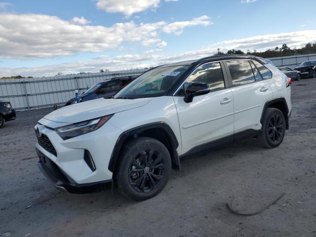 TOYOTA RAV4 XSE