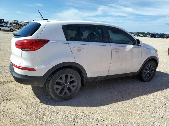 VIN KNDPB3AC1G7854709 2016 KIA Sportage, LX no.3